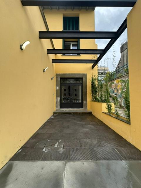 Waterfront Balcony I Grani 5 Resort Grand Suite Livorno Ngoại thất bức ảnh