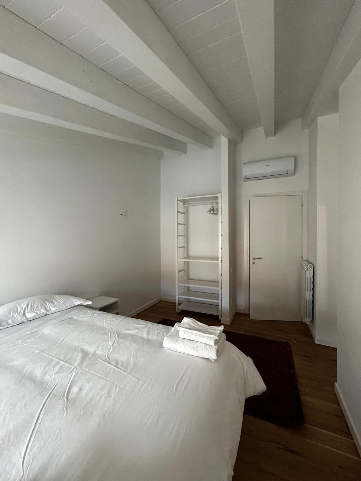 Waterfront Balcony I Grani 5 Resort Grand Suite Livorno Ngoại thất bức ảnh