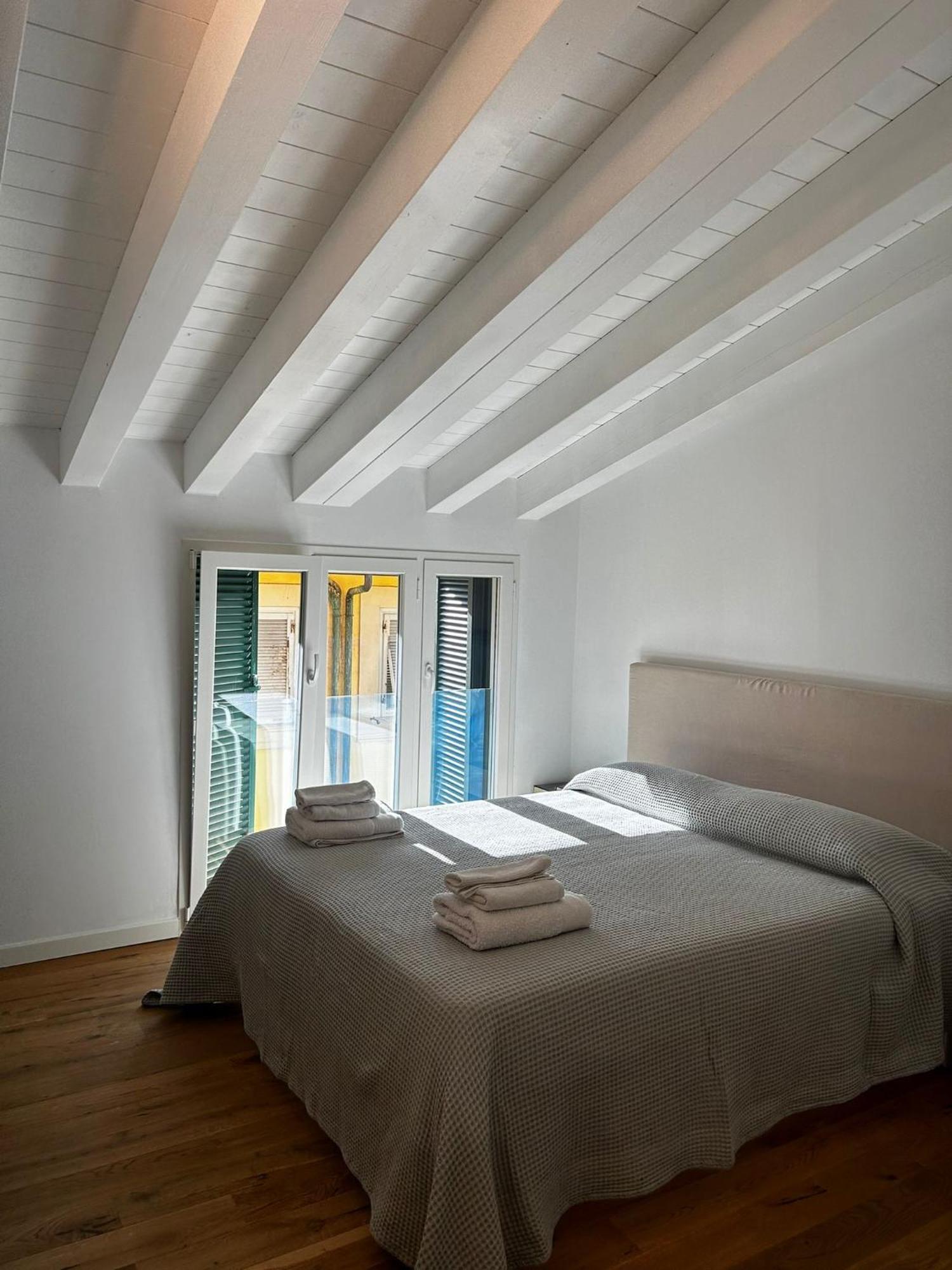 Waterfront Balcony I Grani 5 Resort Grand Suite Livorno Ngoại thất bức ảnh