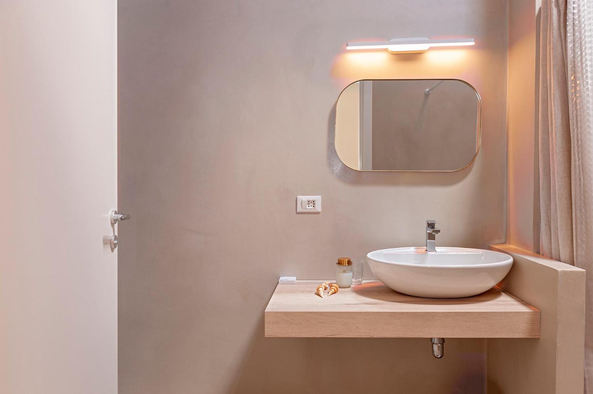 Waterfront Balcony I Grani 5 Resort Grand Suite Livorno Ngoại thất bức ảnh